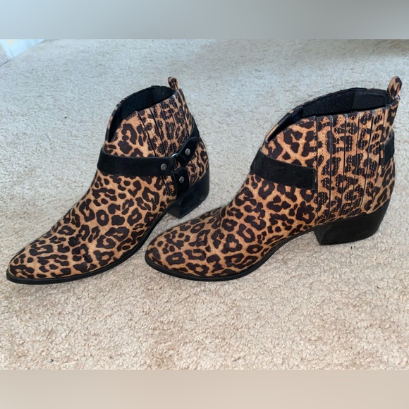 Cheetah Print Ankle Booties - Picture 1 of 5